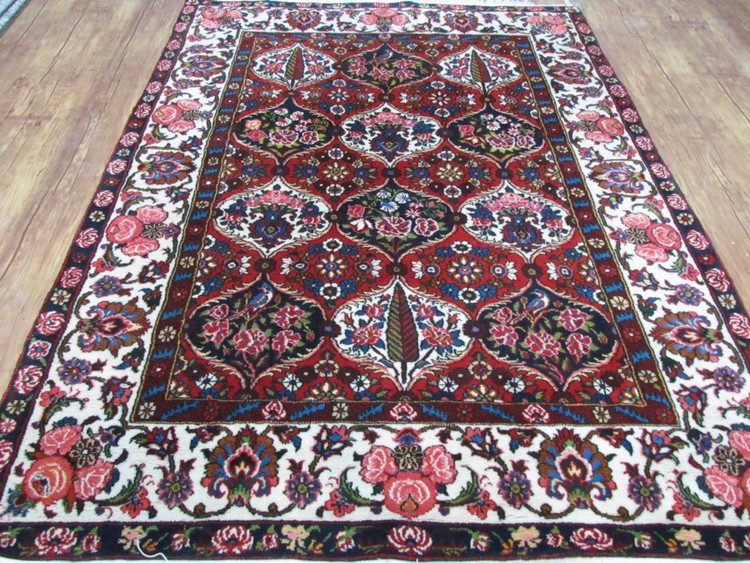 فرش دستباف ۳ متری بختیار نقشه کاجی